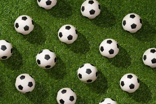 用户在手机上使用 纬来体育 应用